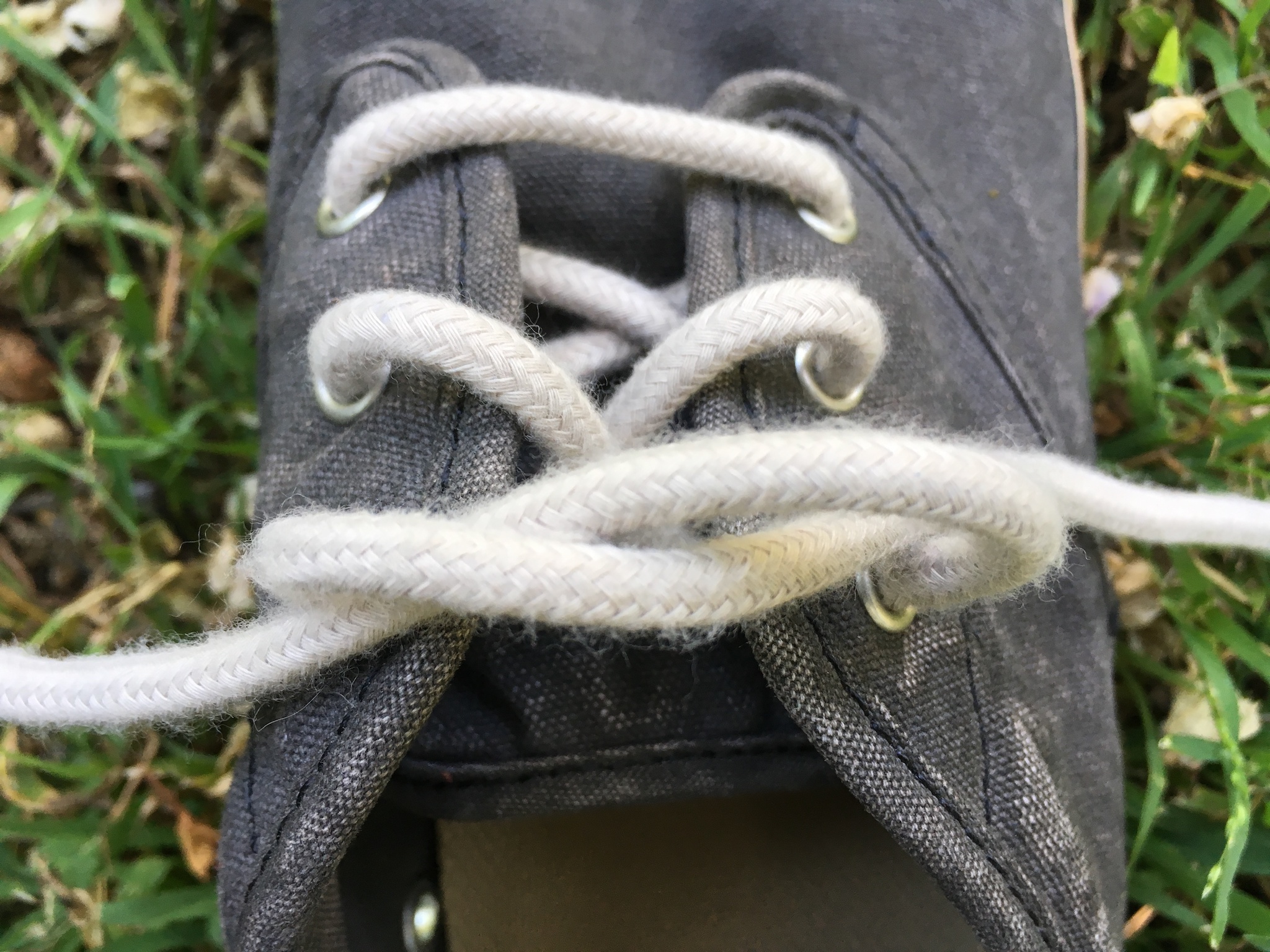 Crossing the laces